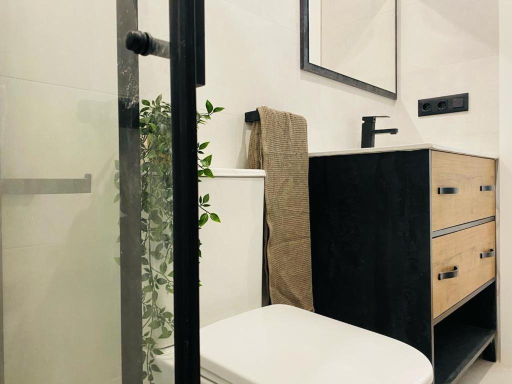 Apartmán Thyssen Wabi Màlaga Exteriér fotografie